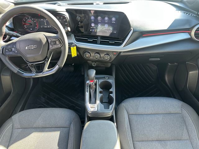 Used 2024 Chevrolet Trax RS w/ Driver Confidence Package image 18