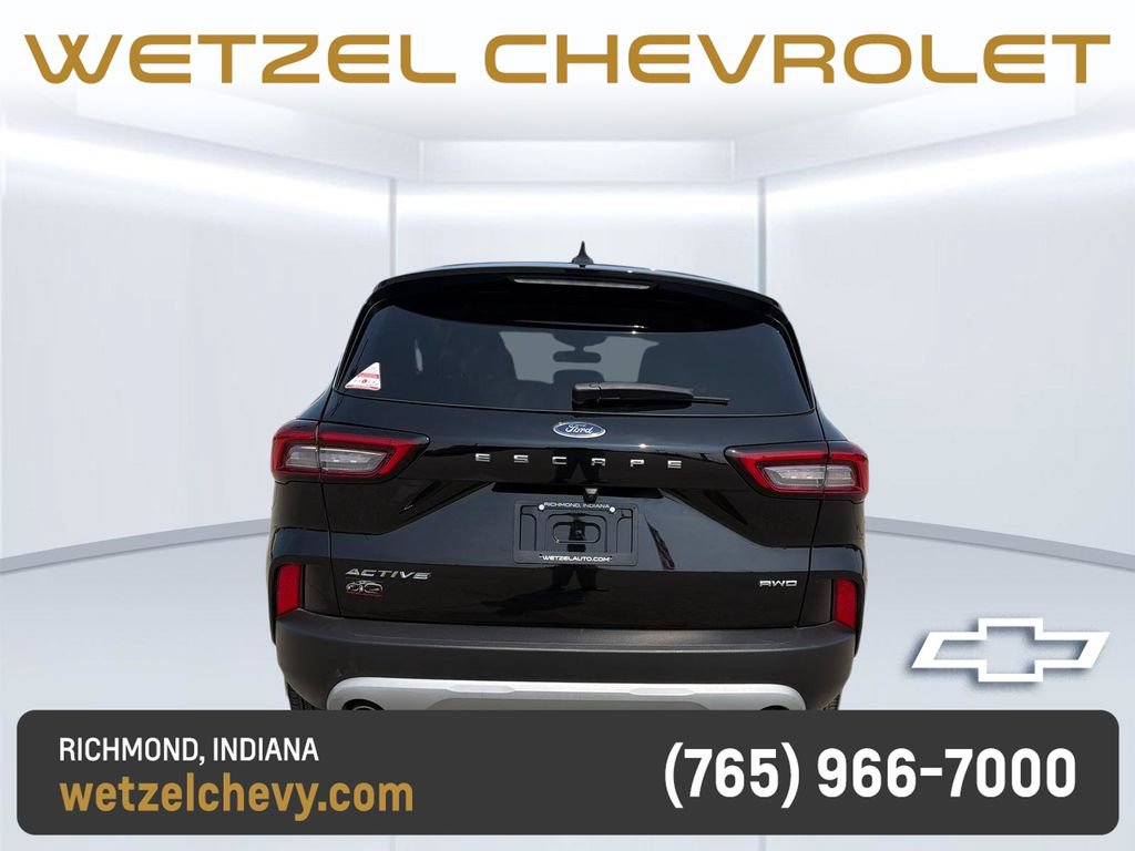 Used 2023 Ford Escape Active AWD/4WD image 6