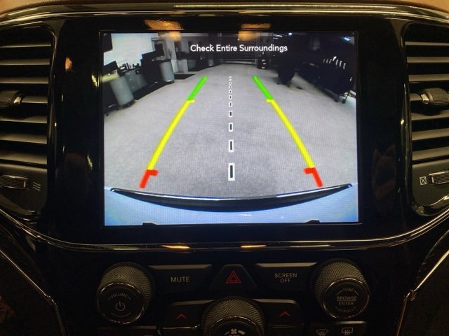 Used 2020 Jeep Grand Cherokee Summit image 24