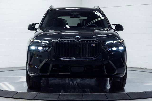 New 2026 BMW X7 M60i image 7