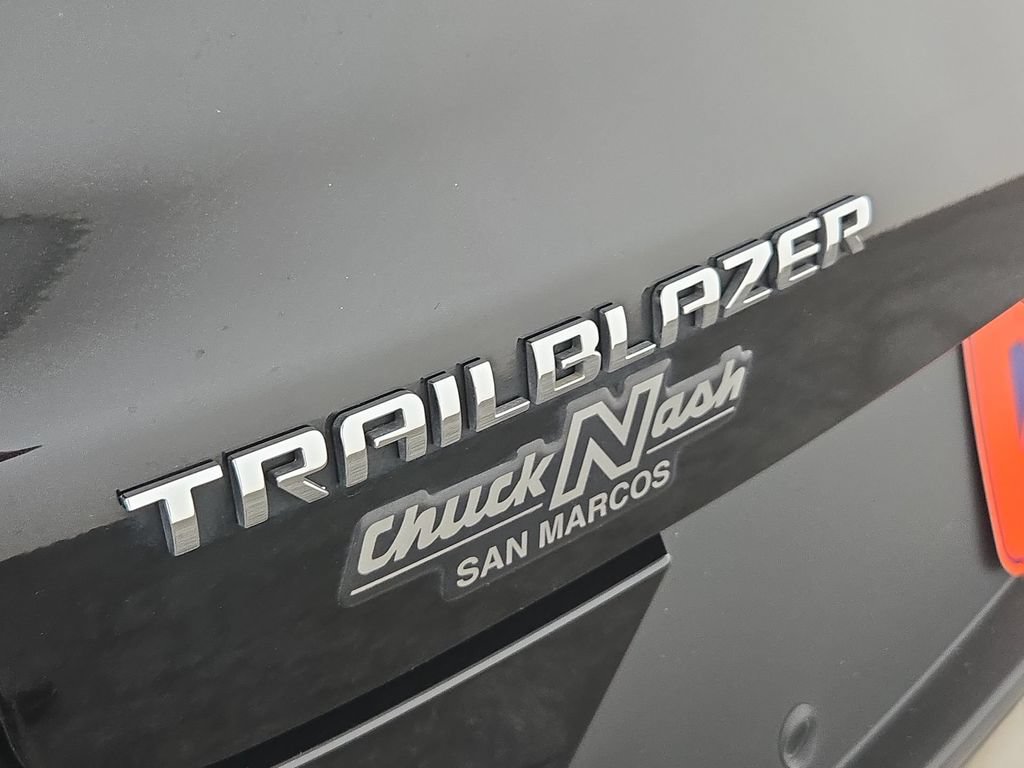 Used 2025 Chevrolet TrailBlazer ACTIV w/ Convenience Package FWD image 36