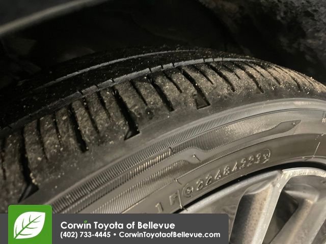 Used 2024 Toyota Prius Limited w/ Limited Premium Package image 28