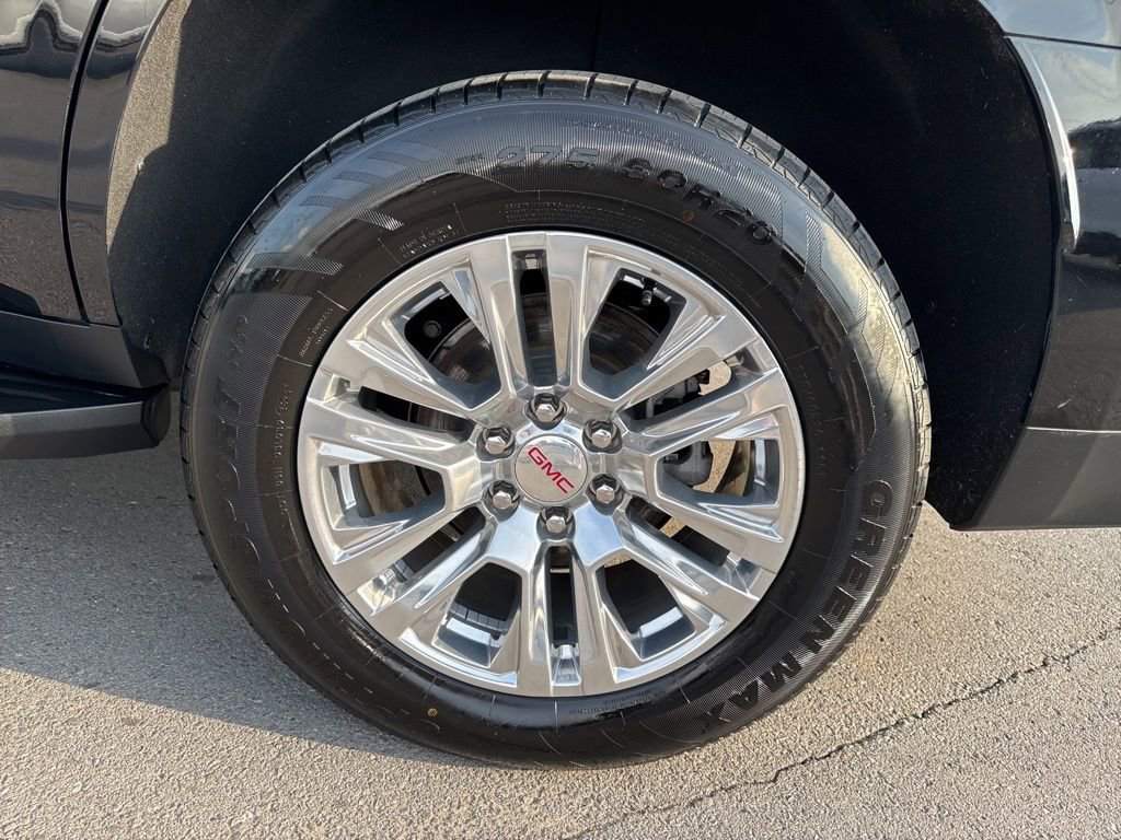 Used 2024 GMC Yukon Denali RWD image 34