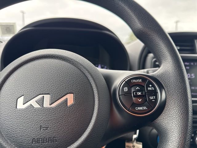 Used 2022 Kia Soul LX w/ Technology Package image 18