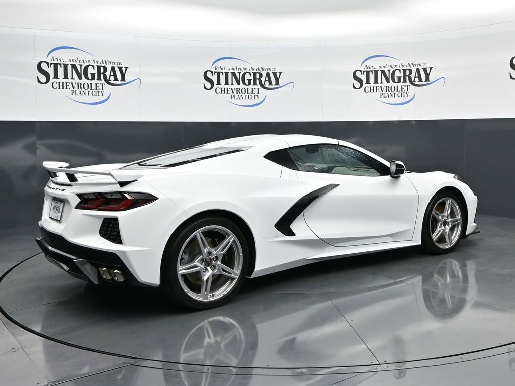 Used 2025 Chevrolet Corvette Stingray Premium Cpe w/ Z51 Performance Package image 7