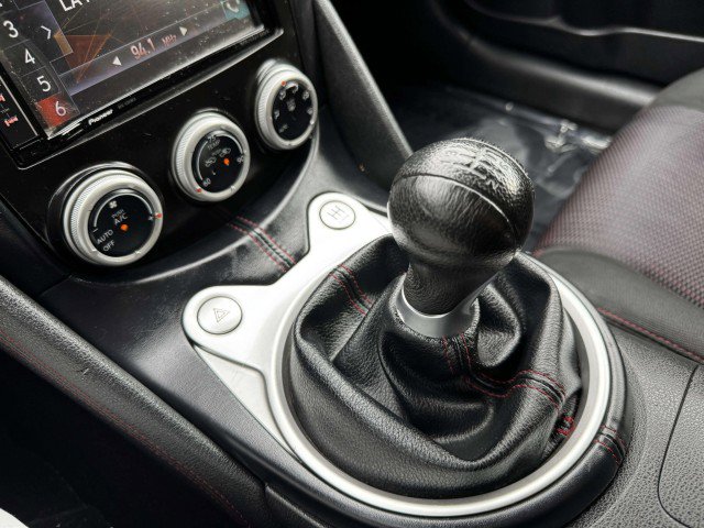 Used 2014 Nissan 370Z NISMO w/ Bose Package image 33