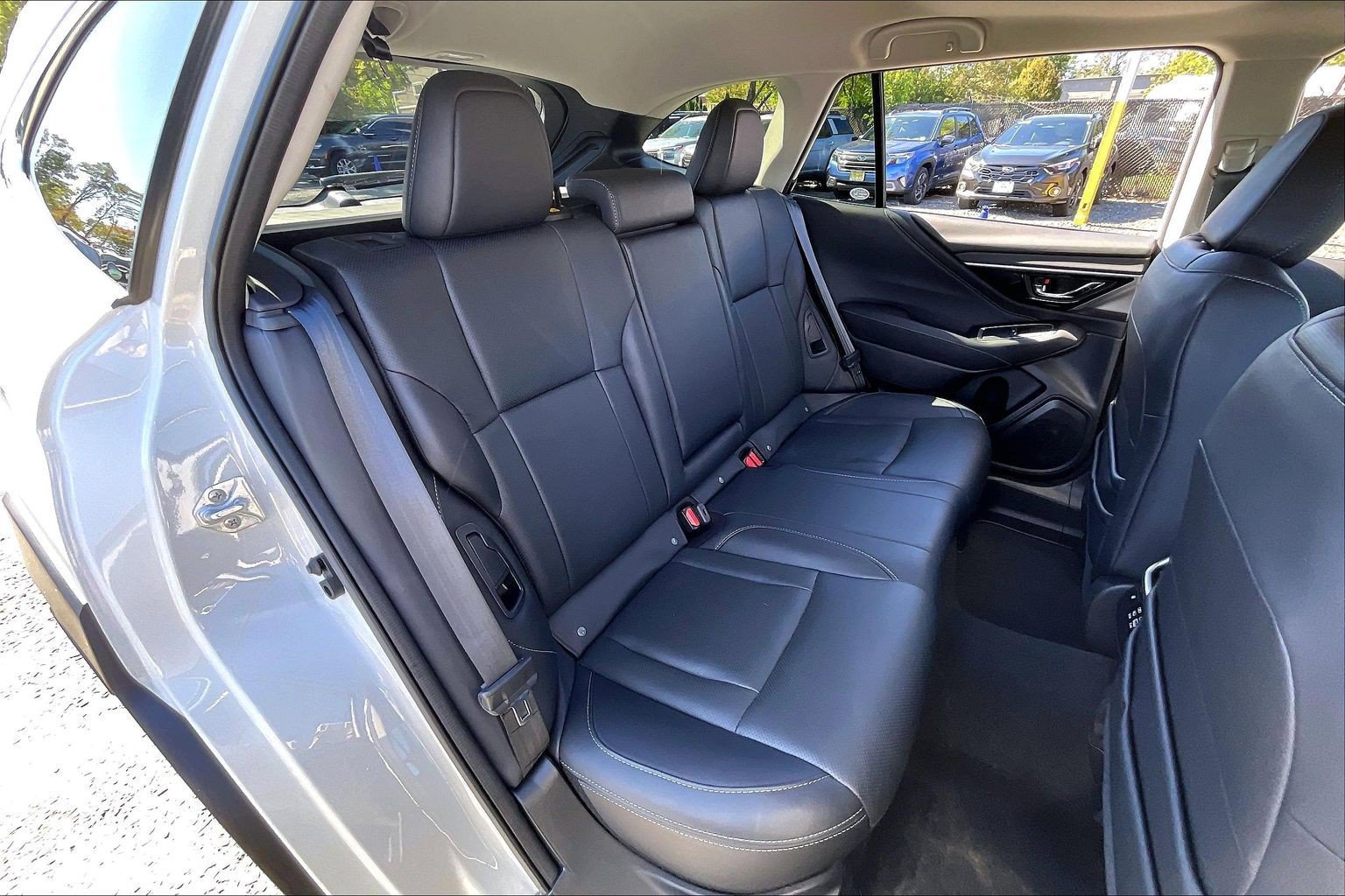 Certified 2025 Subaru Outback Touring AWD/4WD image 21