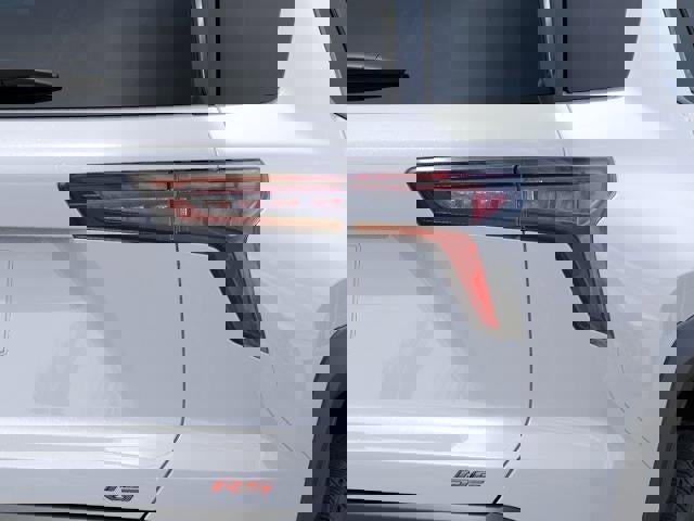 New 2026 Chevrolet Equinox RS image 11