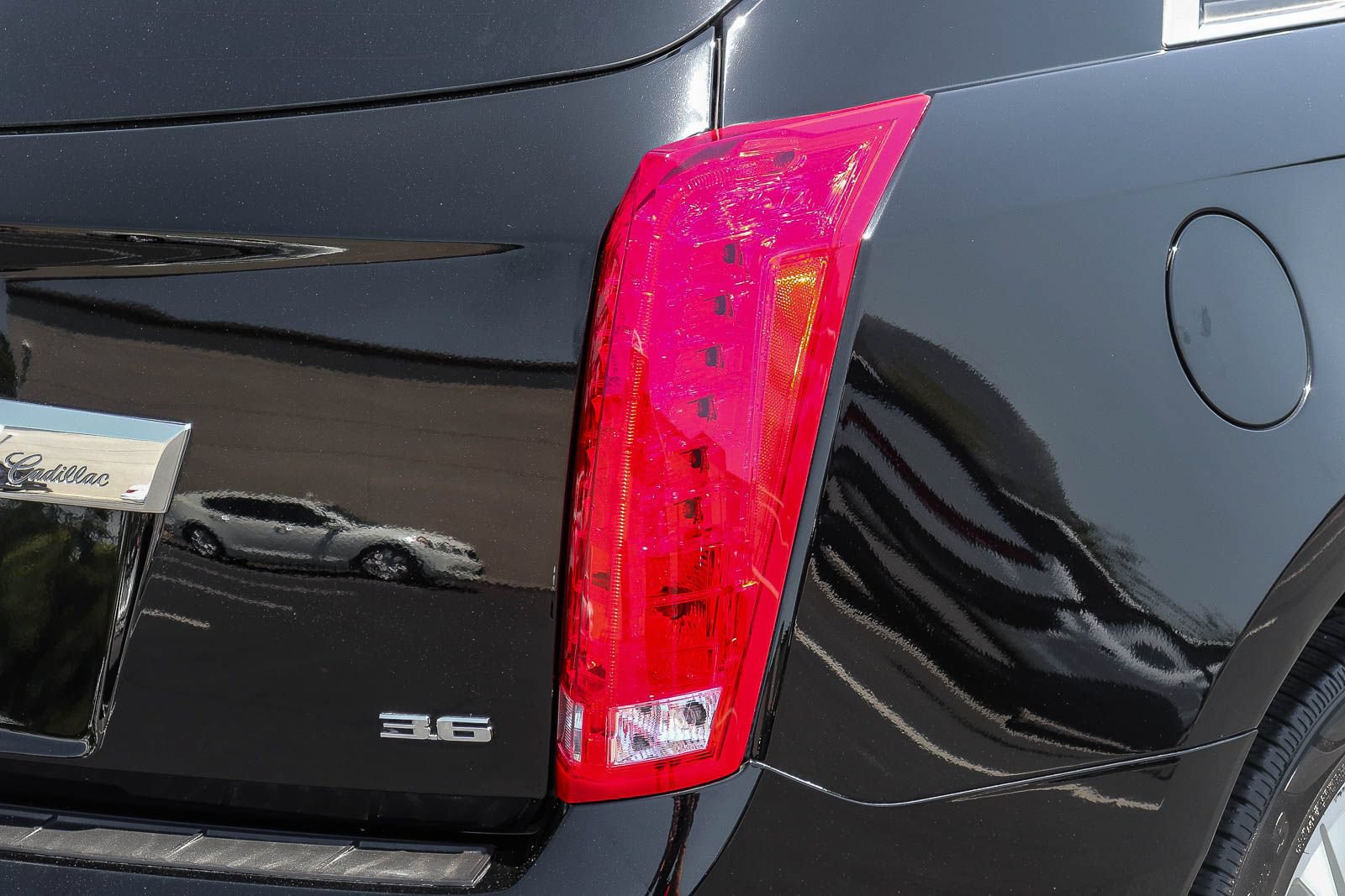 Used 2013 Cadillac SRX Premium FWD image 8