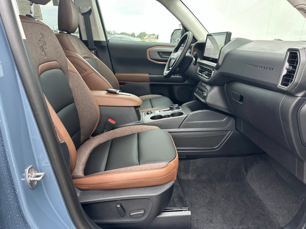 New 2026 Ford Bronco Sport Outer Banks w/ Outer Banks Tech Package+ AWD/4WD image 32