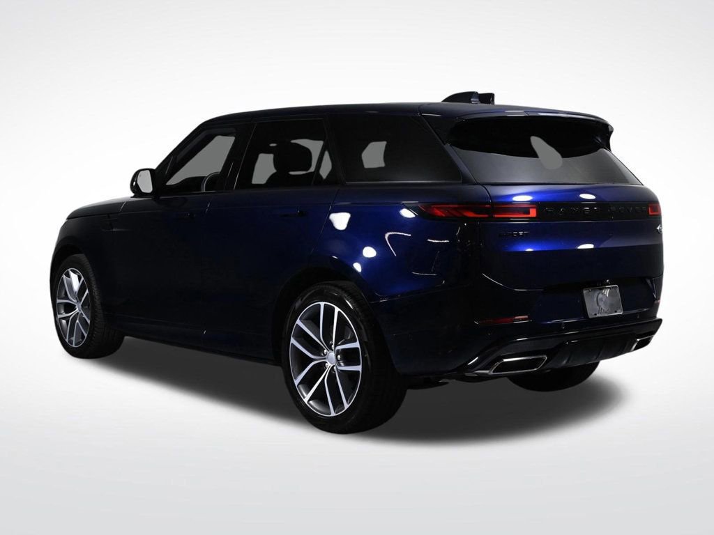 Used 2023 Land Rover Range Rover Sport SE Dynamic AWD/4WD image 4