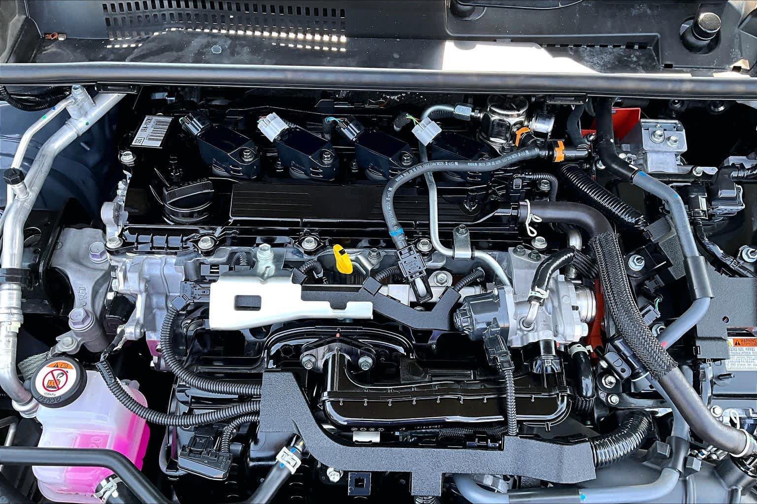 Used 2024 Toyota Prius XLE FWD image 32
