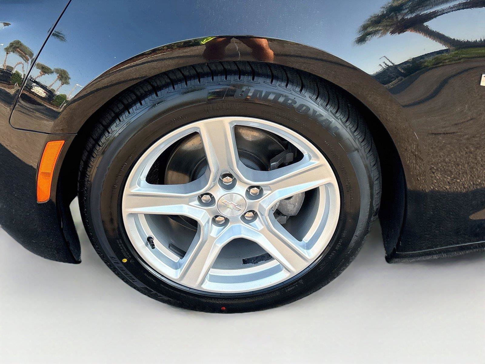 Used 2023 Chevrolet Camaro LT RWD image 29