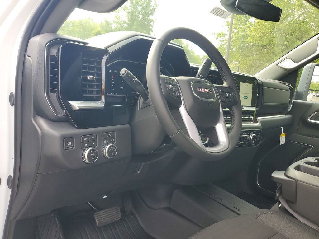 New 2026 GMC Sierra 2500 SLE w/ SLE Value Package; AWD/4WD image 17
