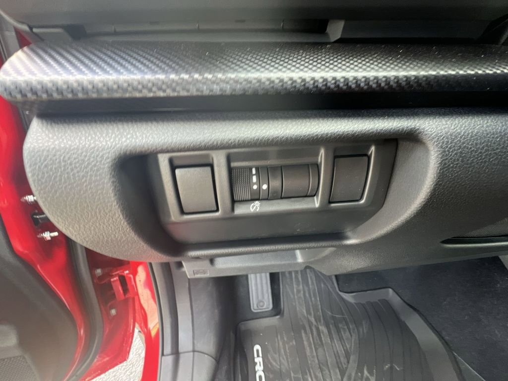 Certified 2025 Subaru Crosstrek 2.0i Premium image 17