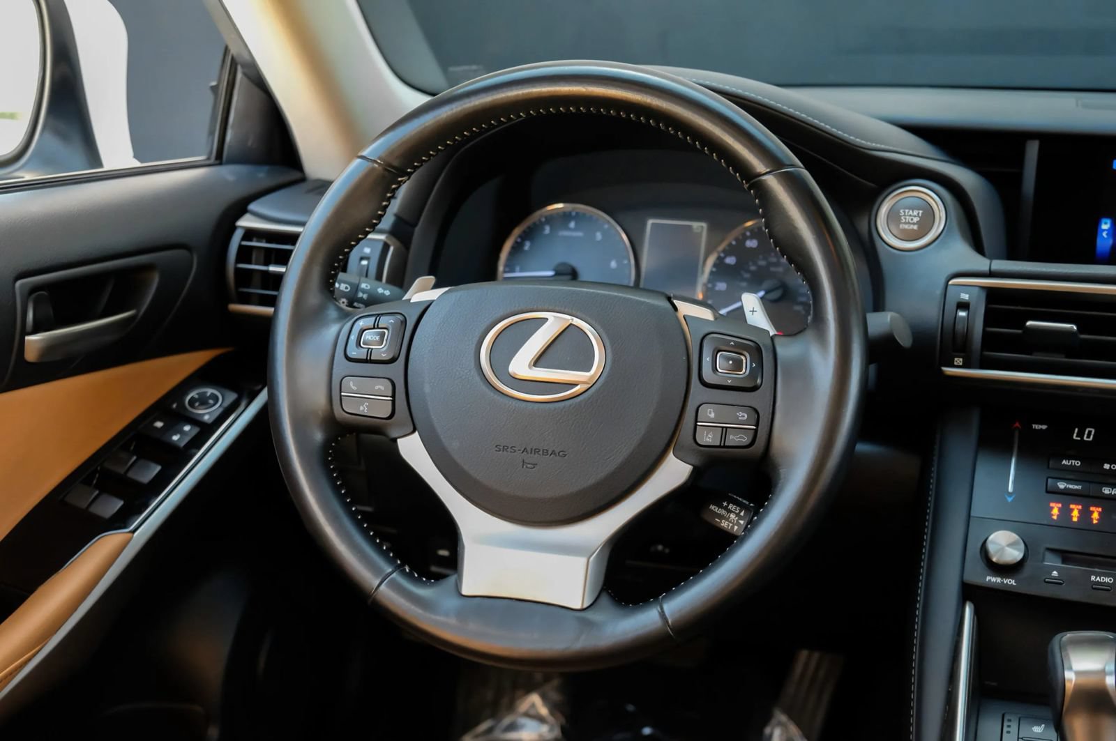 Used 2018 Lexus IS 300 AWD w/ Premium Package image 22