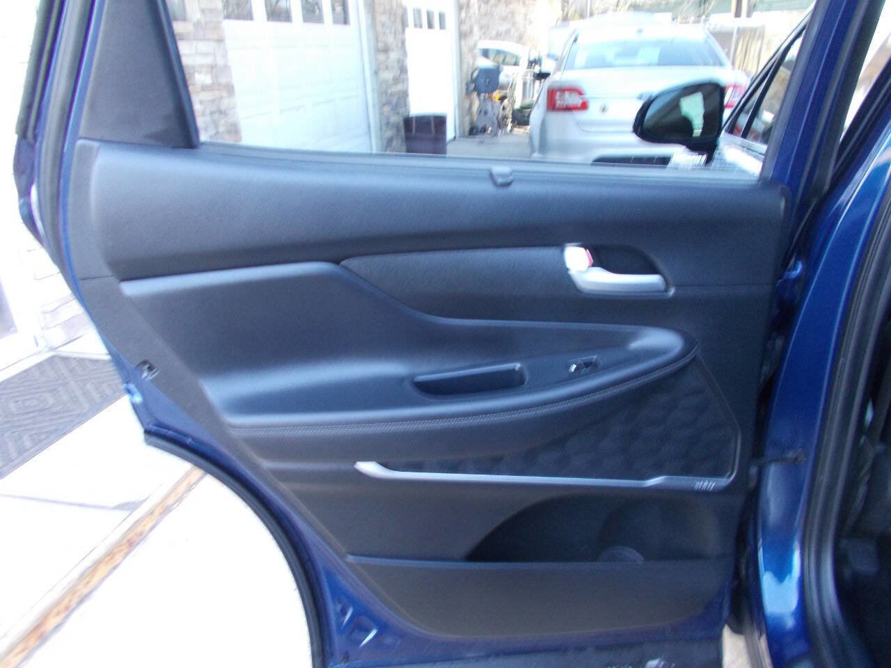 Used 2019 Hyundai Santa Fe Limited image 15