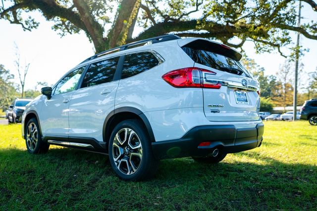 New 2025 Subaru Ascent Limited image 4