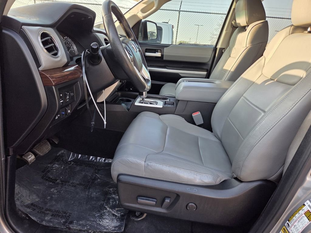 Used 2014 Toyota Tundra Limited image 6