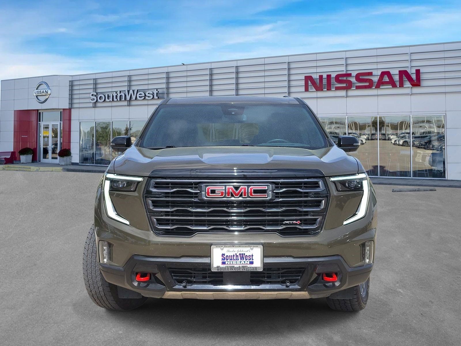 Used 2024 GMC Acadia AT4 w/ Luxury Package AWD/4WD image 10