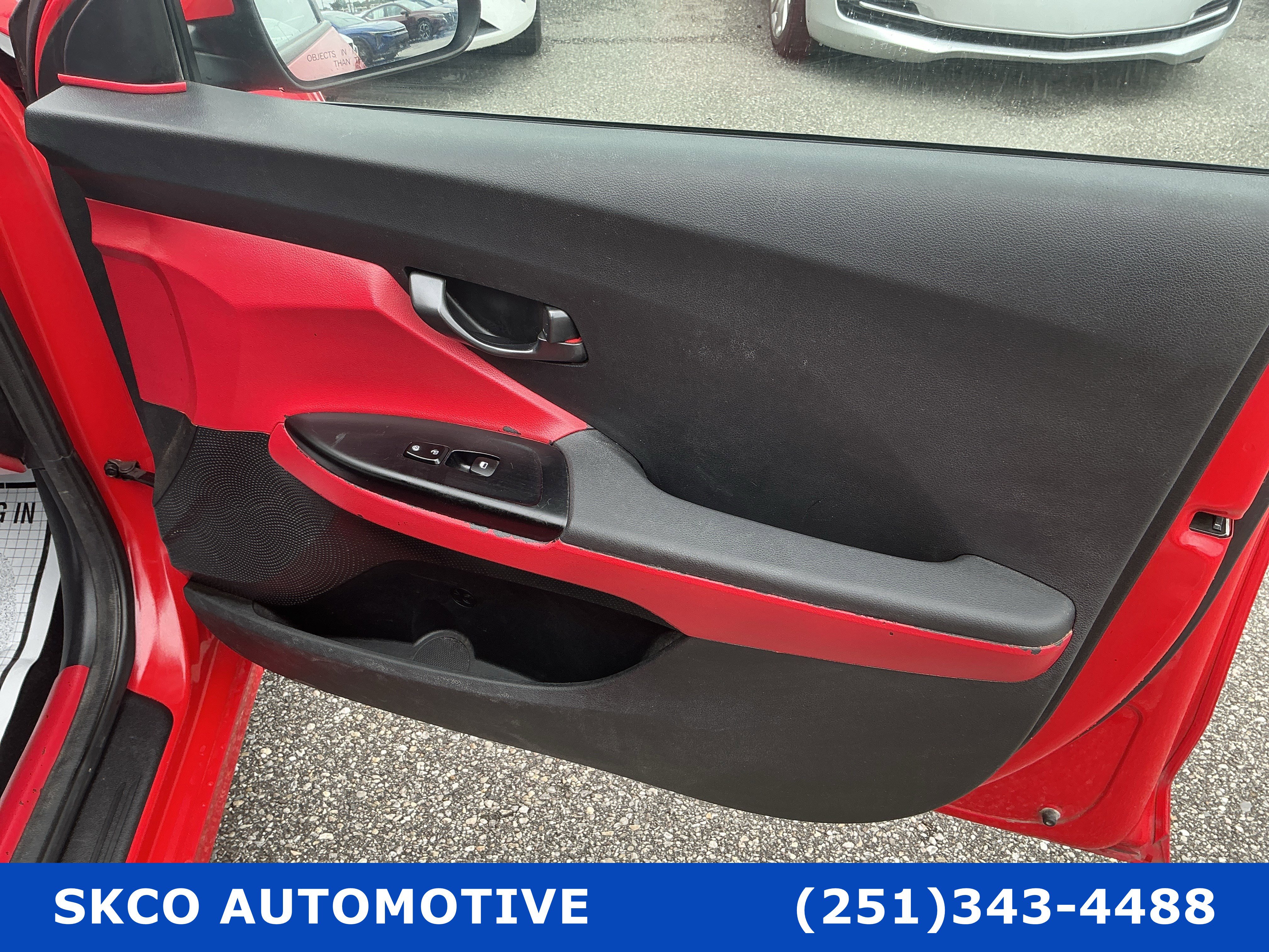 Used 2019 Hyundai Veloster 2.0 FWD image 12
