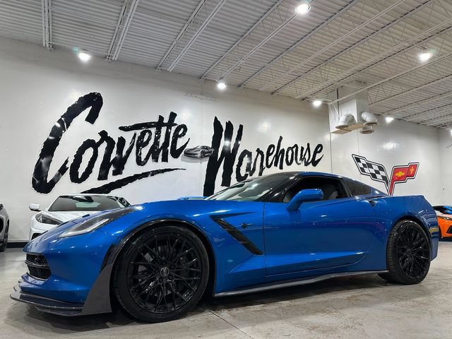 Used 2016 Chevrolet Corvette Stingray Coupe w/ 3LT Preferred Equipment Group RWD image 16