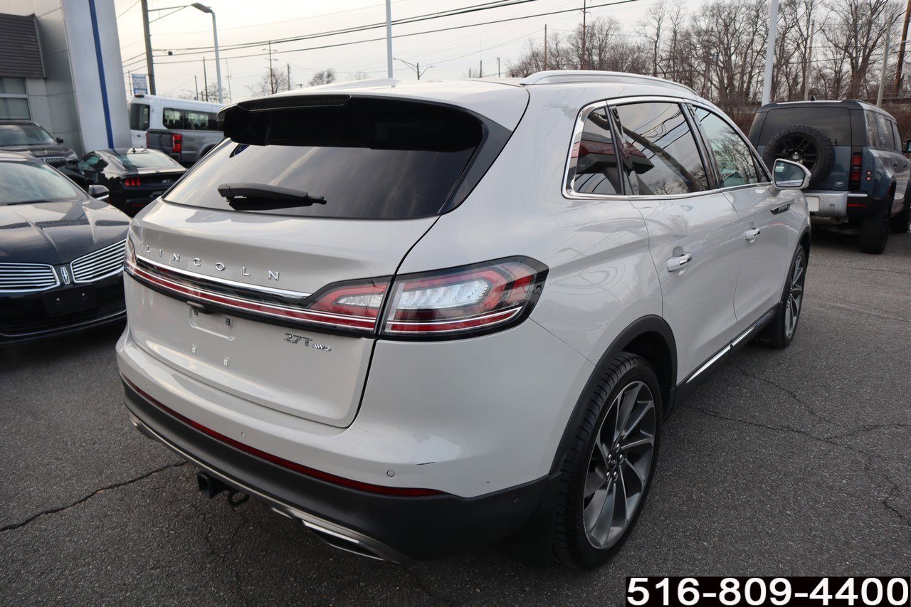 Used 2020 Lincoln Nautilus Reserve w/ Equipment Group 202A image 4