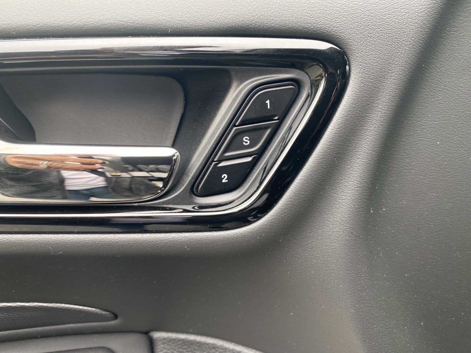 Certified 2024 Dodge Durango GT image 22