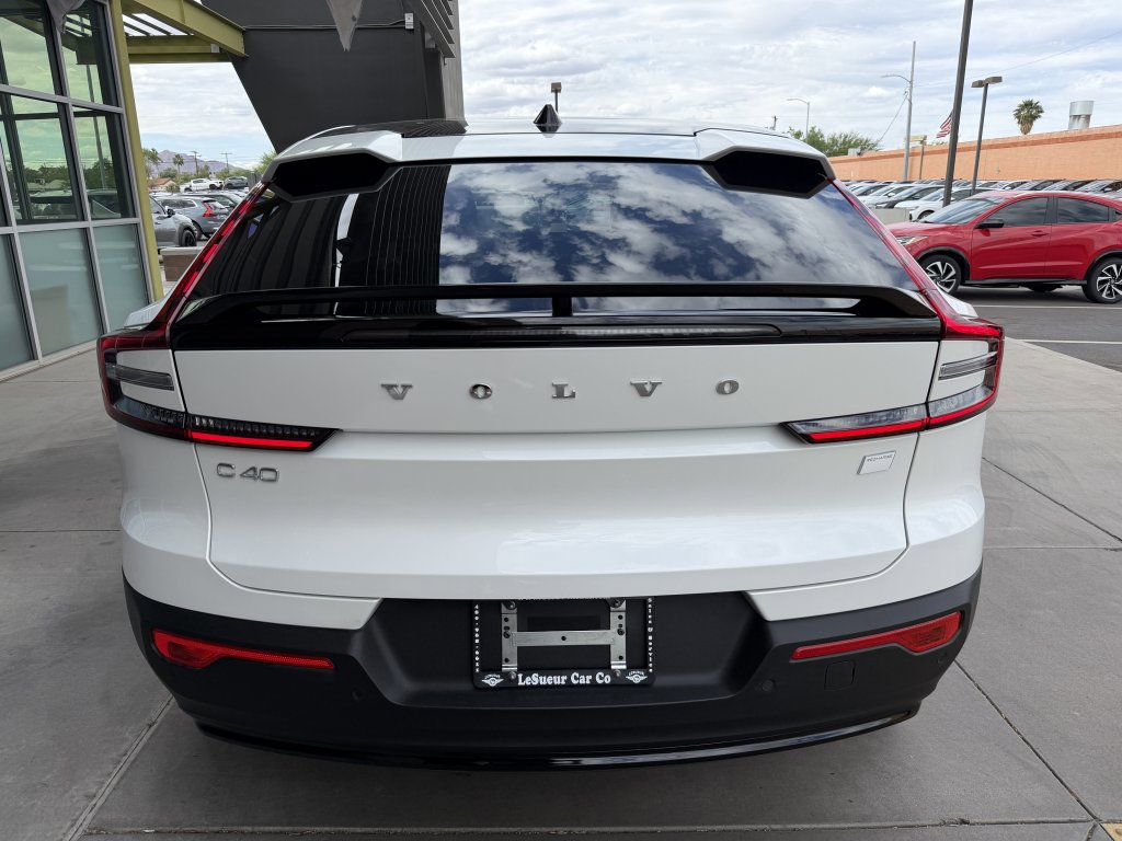 Used 2024 Volvo C40 P8 Recharge Ultimate w/ Protection Package Premier image 13