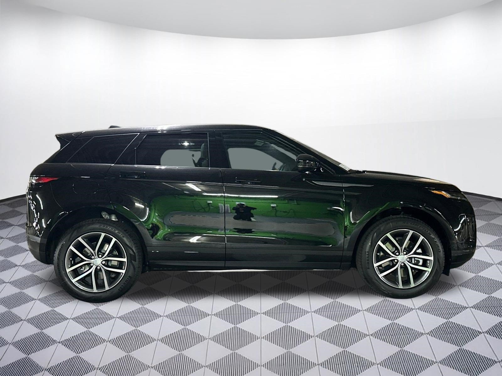 Used 2026 Land Rover Range Rover Evoque S AWD/4WD image 8
