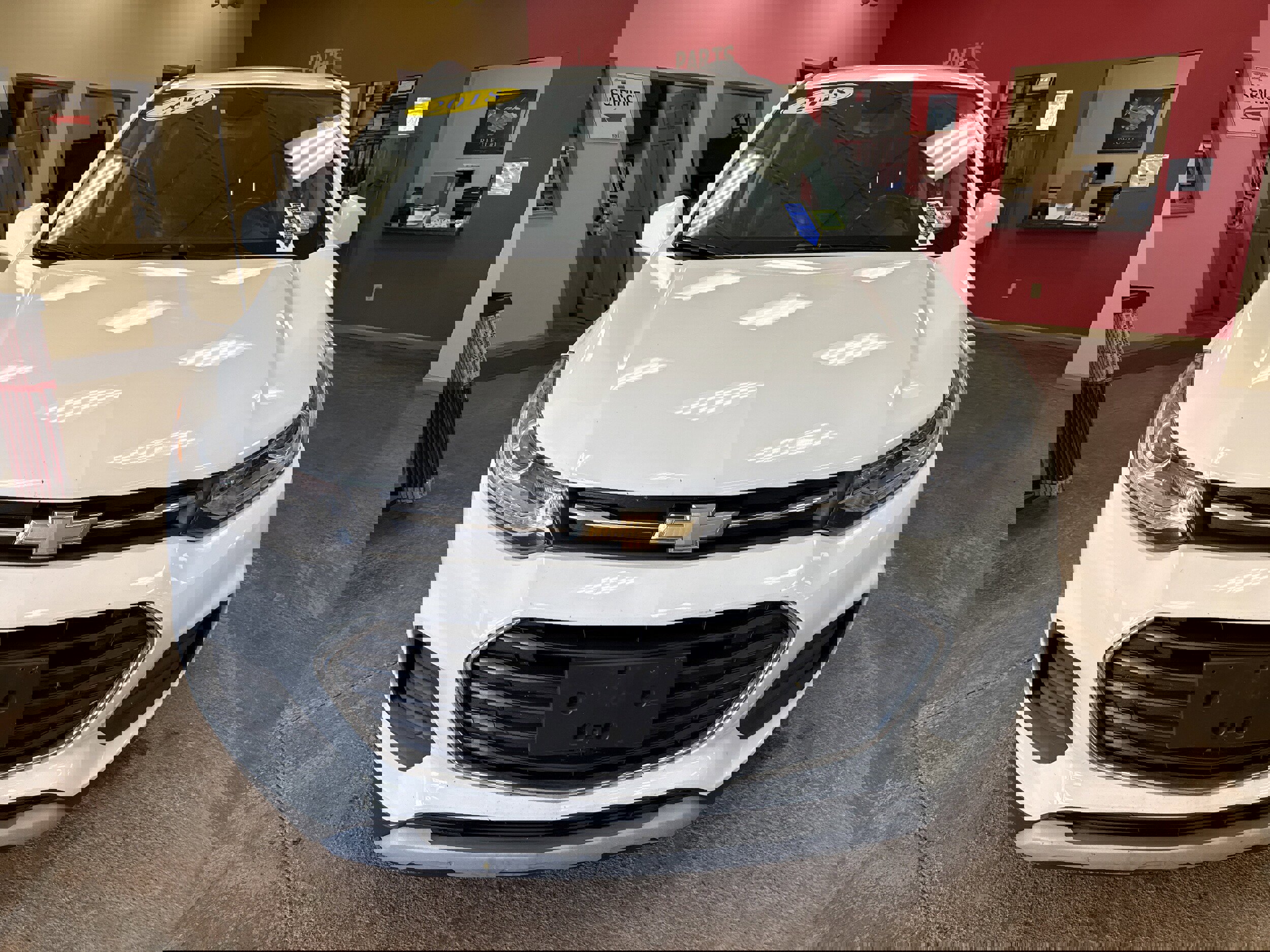 Used 2018 Chevrolet Trax LT w/ LT Convenience Package FWD image 13