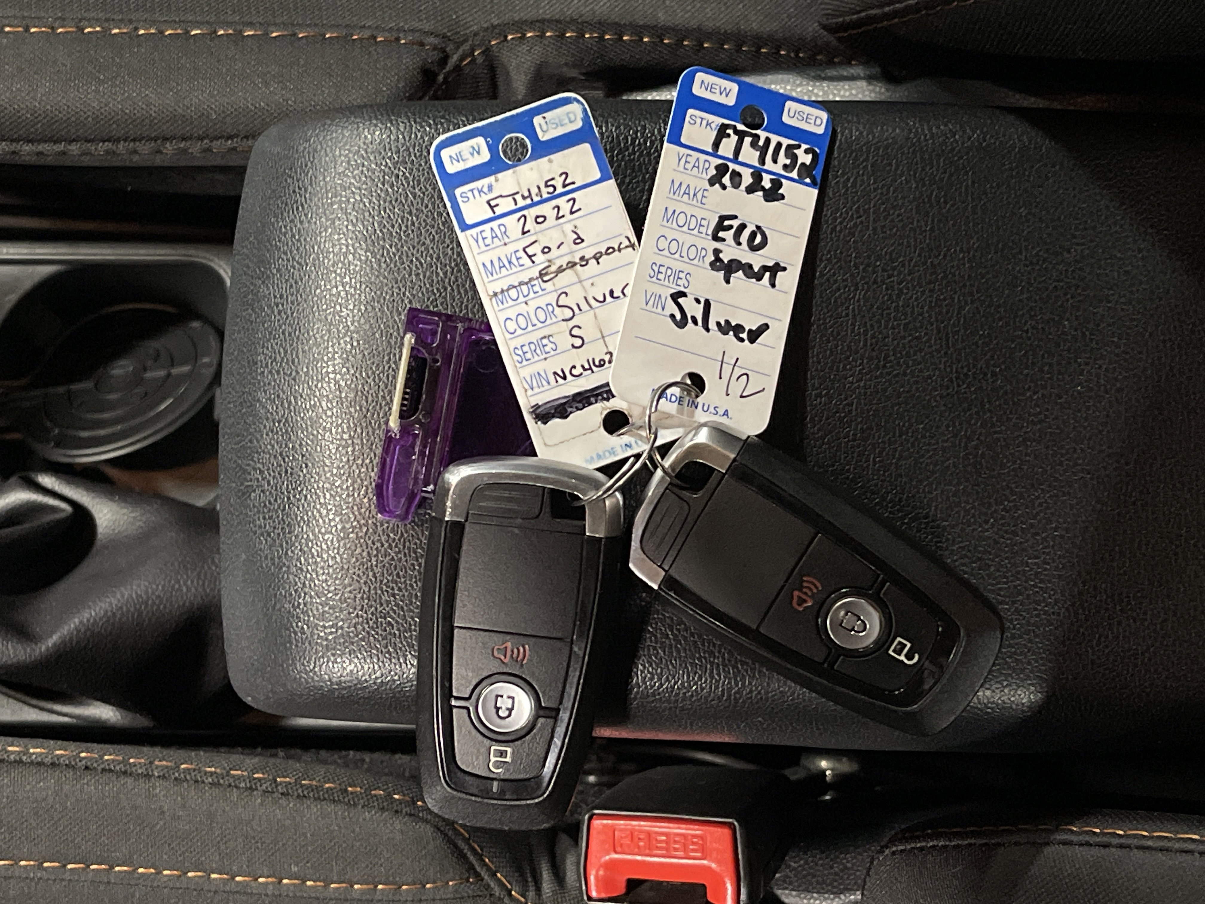 Used 2022 Ford EcoSport SE w/ SE Convenience Package image 27