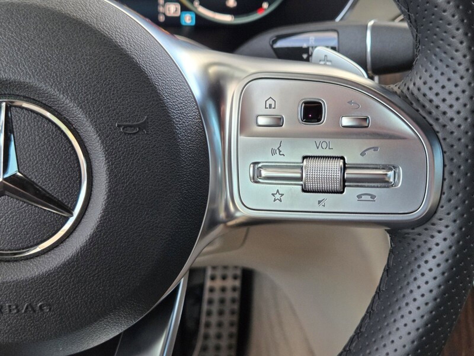 Certified 2022 Mercedes-Benz C 300 Cabriolet image 25