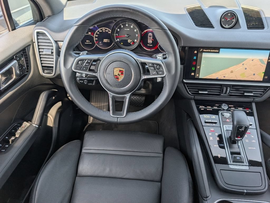 Certified 2023 Porsche Cayenne AWD/4WD image 19