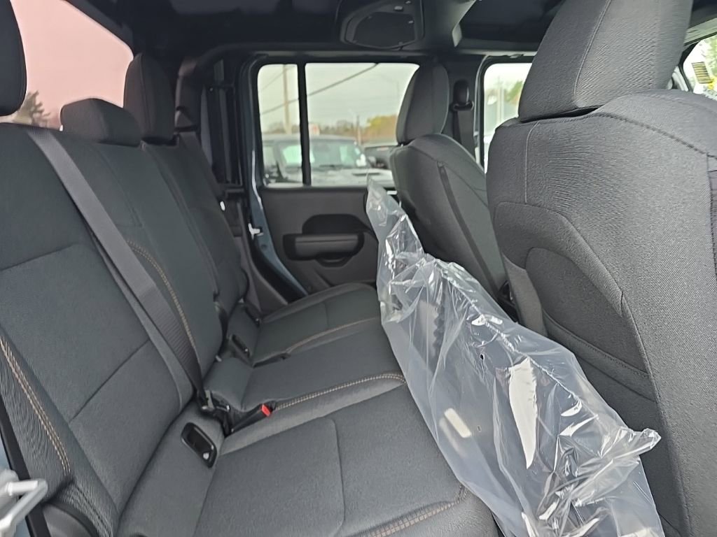 New 2026 Jeep Gladiator Sport image 13