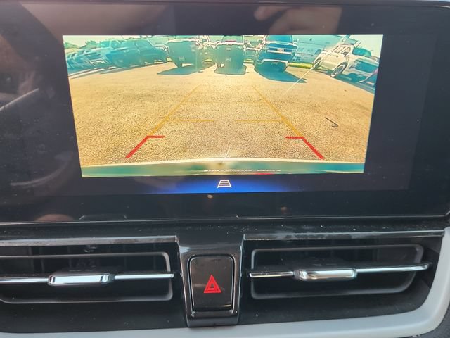 Used 2026 Chevrolet TrailBlazer LT w/ LT Cold Weather Package FWD image 17