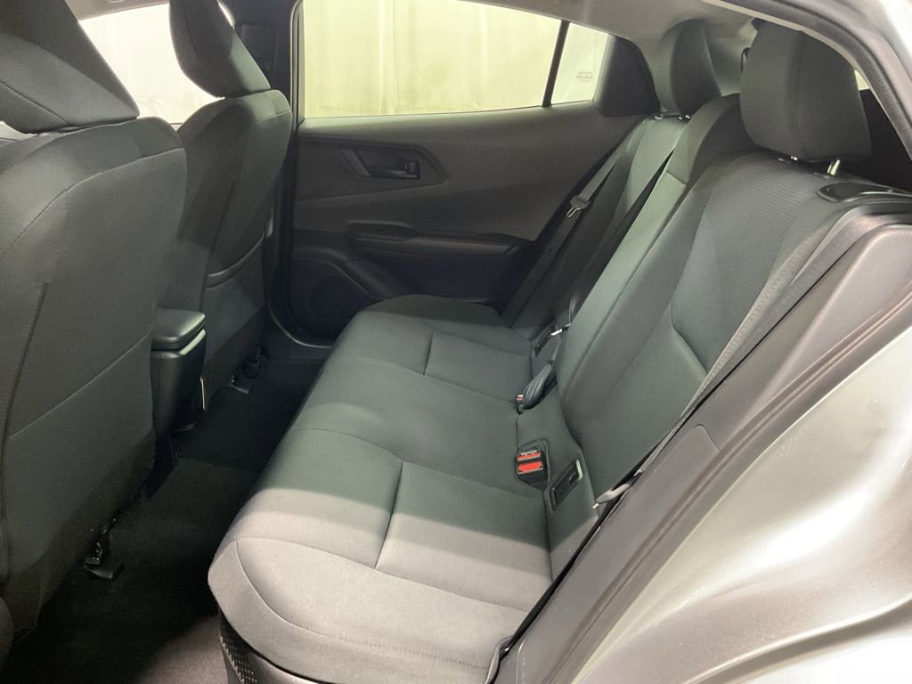 Used 2024 Toyota Prius LE FWD image 20