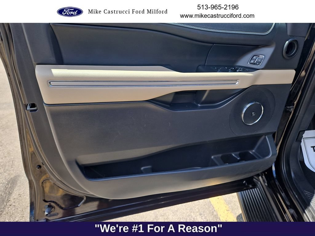 Used 2024 Ford Expedition Max Limited AWD/4WD image 23