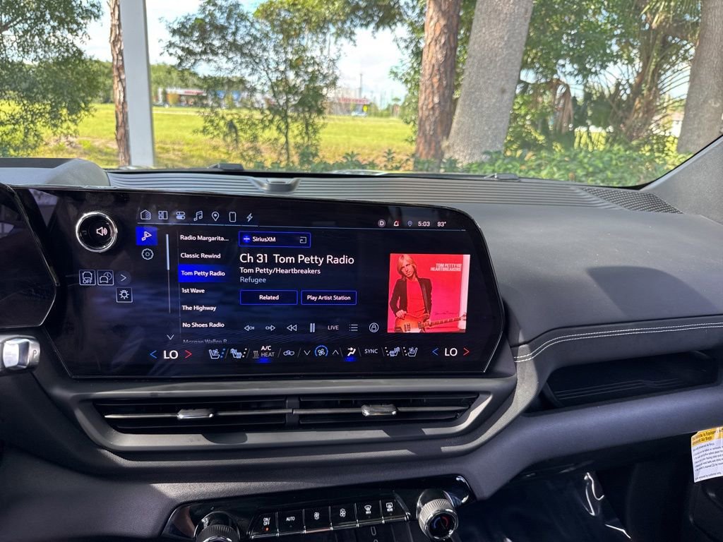 Used 2025 Chevrolet Silverado EV LT AWD/4WD image 56