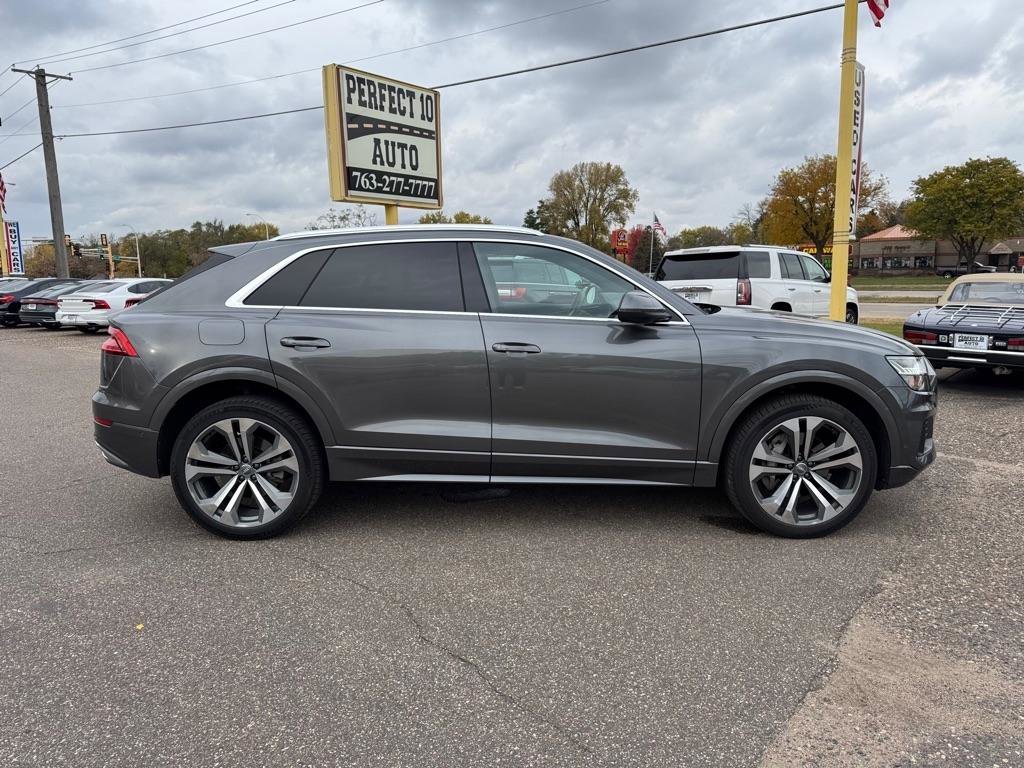 Used 2019 Audi Q8 Prestige AWD/4WD image 3