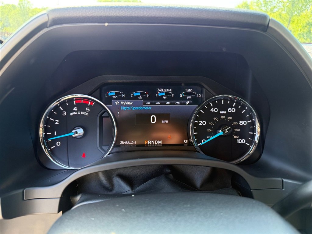 Used 2021 Ford F350 Platinum w/ Tremor Off-Road Package AWD/4WD image 21