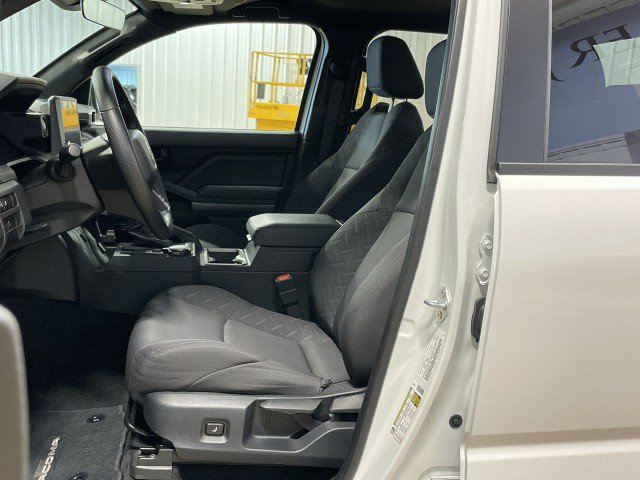 Used 2024 Toyota Tacoma SR5 AWD/4WD image 15