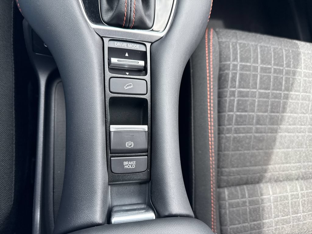 Certified 2025 Honda HR-V Sport image 27