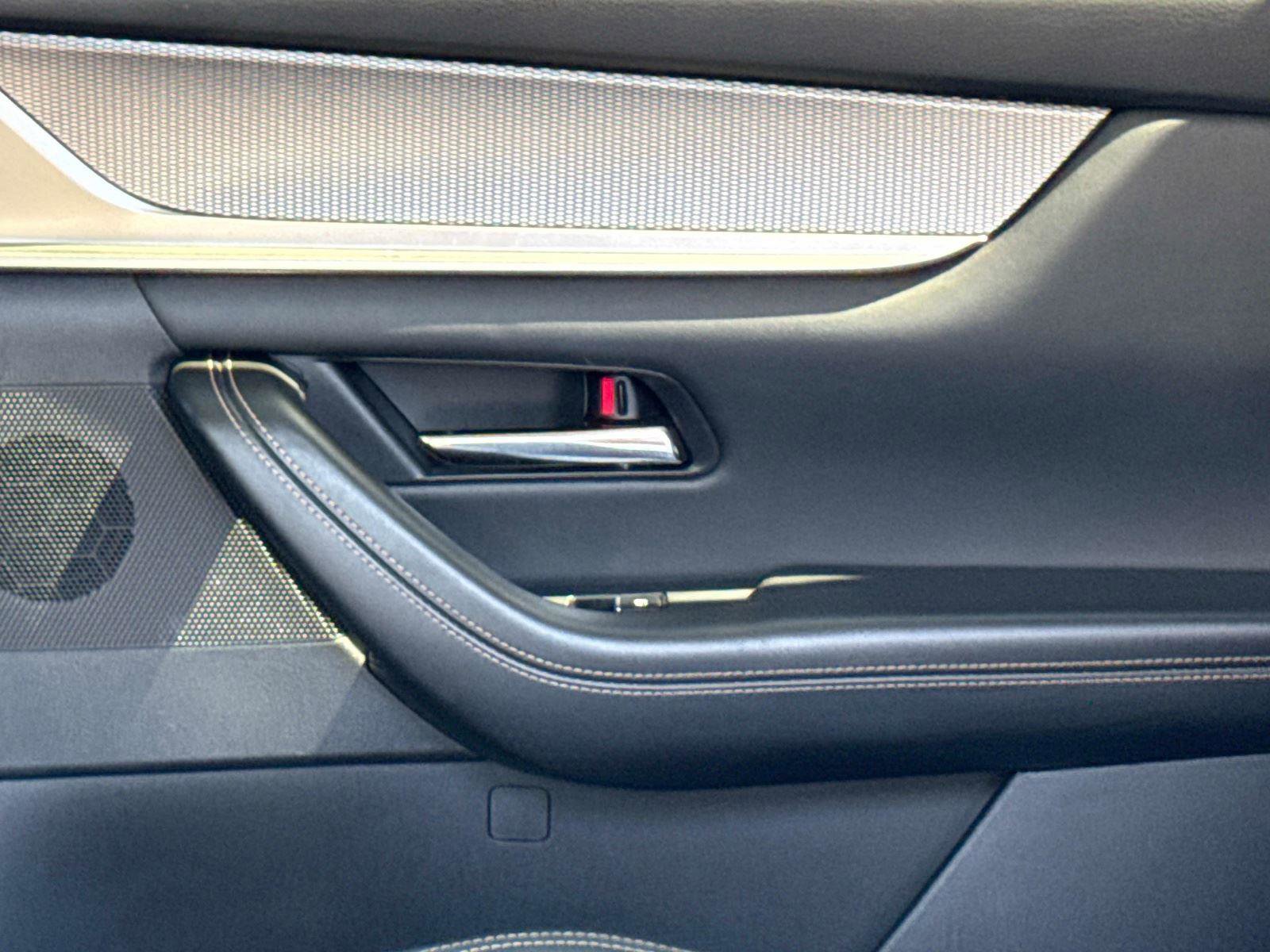 Certified 2025 MAZDA CX-90 3.3 Turbo w/ Preferred Package image 16