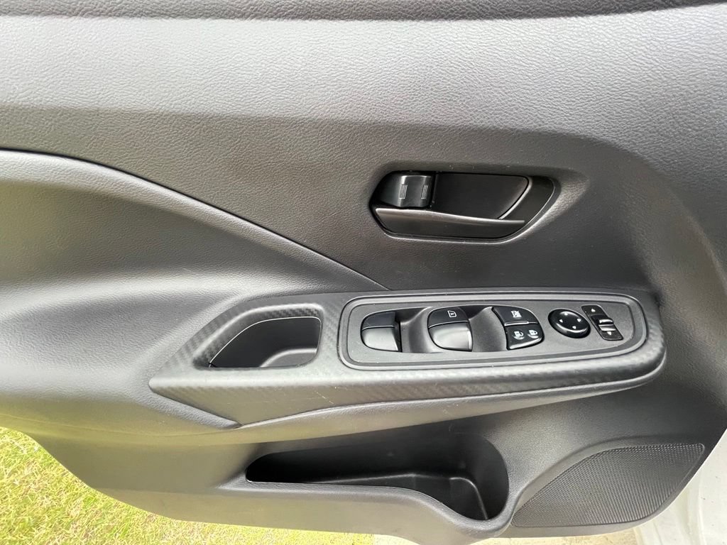 Used 2025 Nissan Versa S w/ Trunk Package FWD image 10