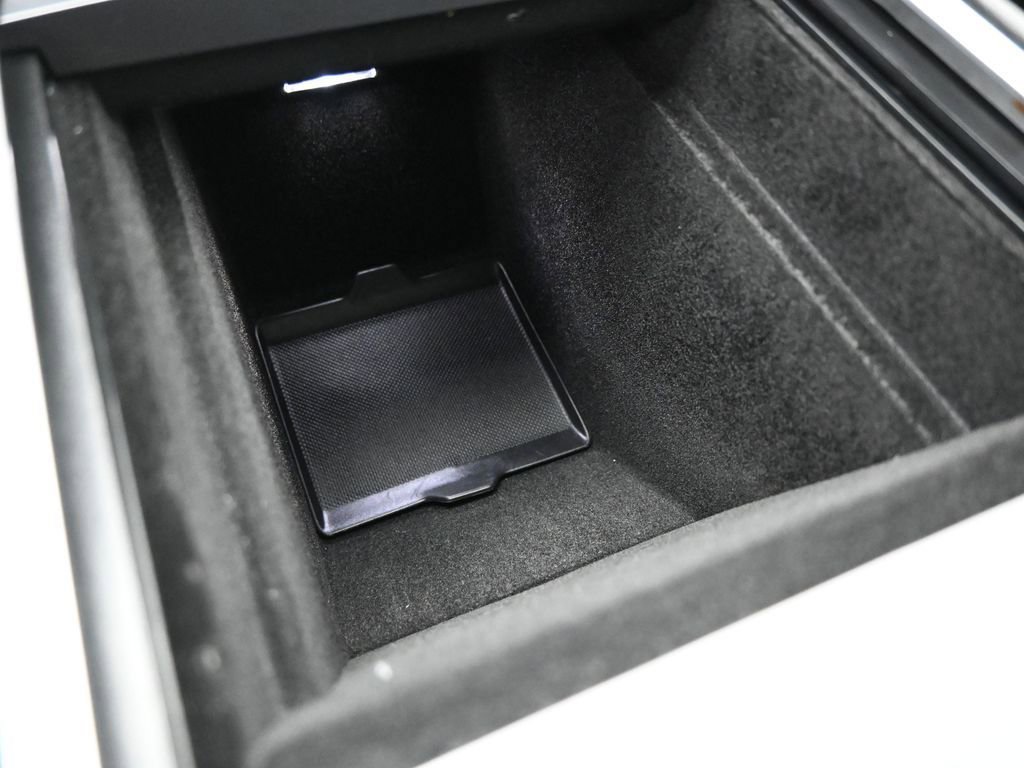 Used 2024 Tesla Model Y Long Range image 14