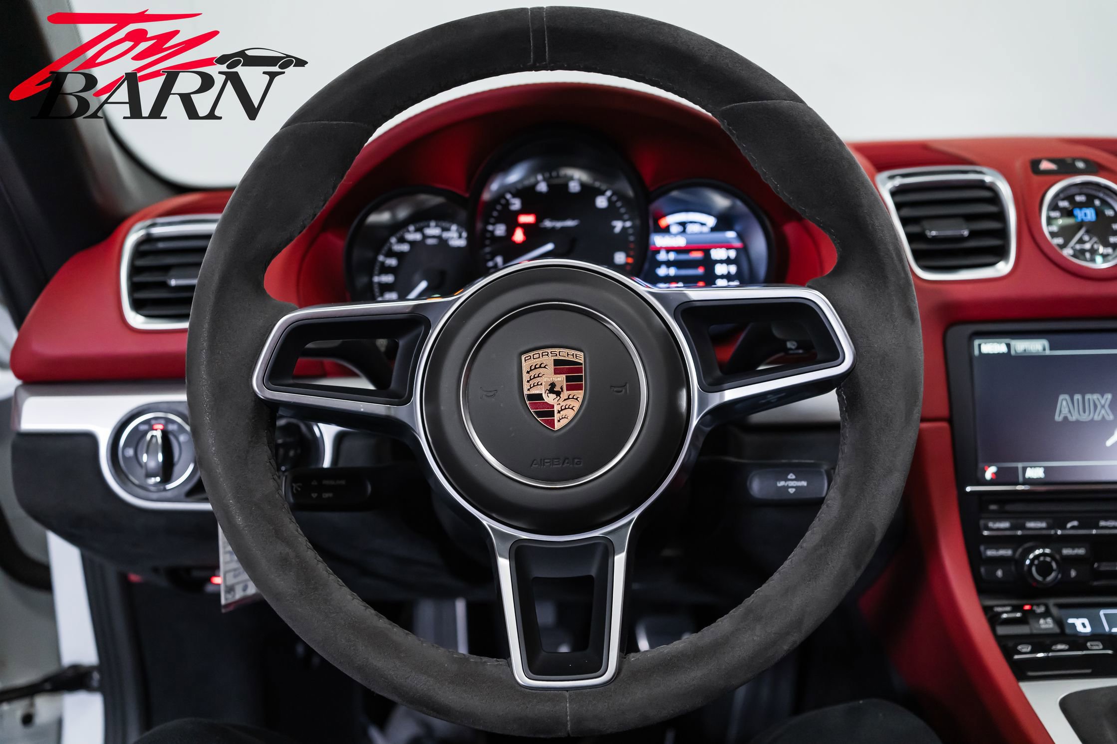 Used 2016 Porsche Boxster Spyder RWD image 39