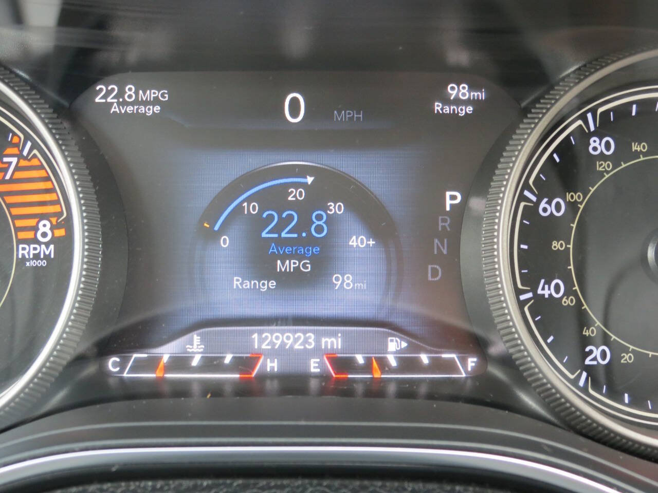 Used 2019 Jeep Cherokee Trailhawk w/ Cold Weather Group AWD/4WD image 17