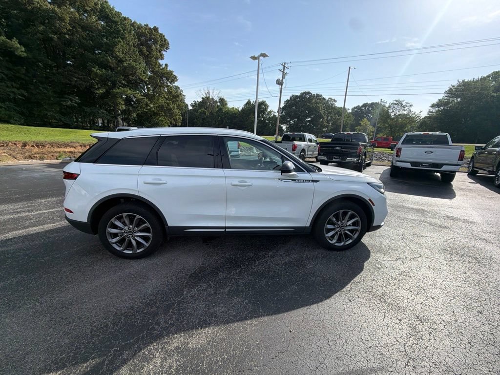 Used 2020 Lincoln Corsair FWD w/ Premium Package image 2
