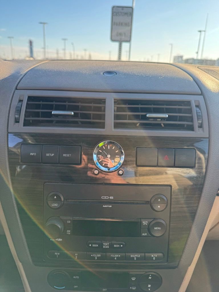 Used 2007 Ford Fusion SEL image 12